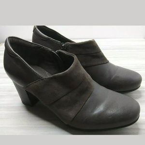 Clarks Bendables Suede Leather Ankle Booties